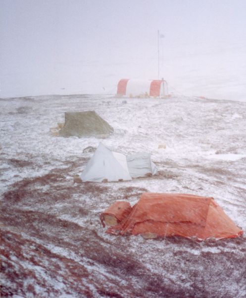 1992-06-Teltlejr-ved-boreproevninger-31