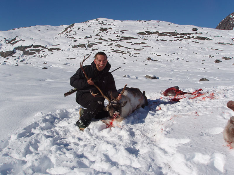 2005-09-24_rensdyrjagt_anja_soeren_jesper_carlo_henrik_qussuk_005