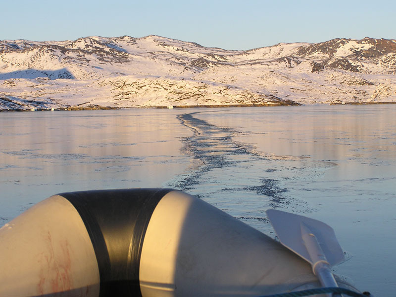 2005-10-21-22-23_rensdyrjagt_barn_john_suulut_099