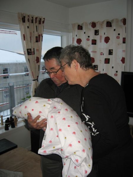 2008-12-08_ruth_joergen_jesper_maritha_qupanuk_mette_ivalo_rumle_001