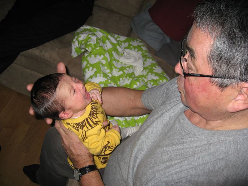 2008-12-12_ruth_joergen_martha_maritha_qupanuk_006