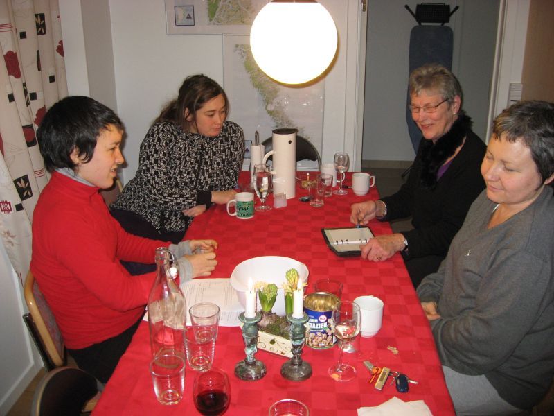 2008-12-20_ruth_joergen_mette_ivalo_rumle_jesper_maritha_qupanuk_018