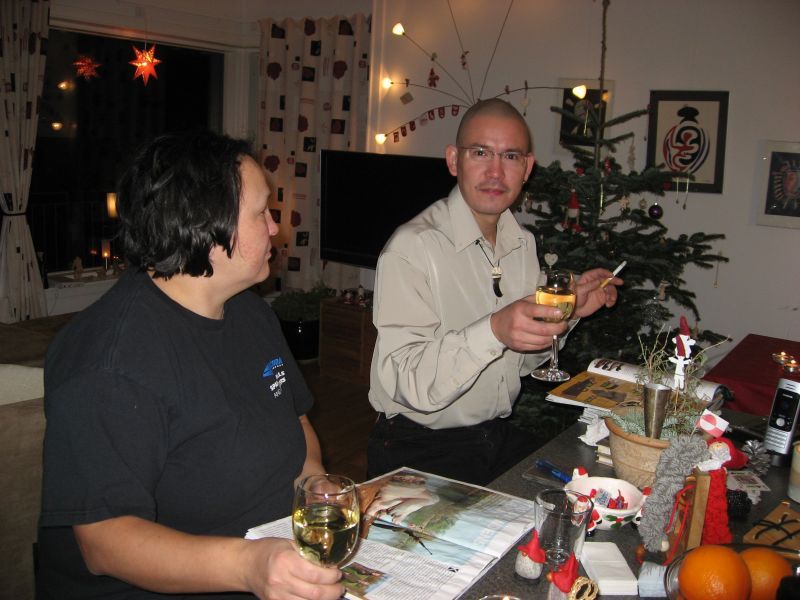 2008-12-31_nytaarsaften_maren_palle_svend_001