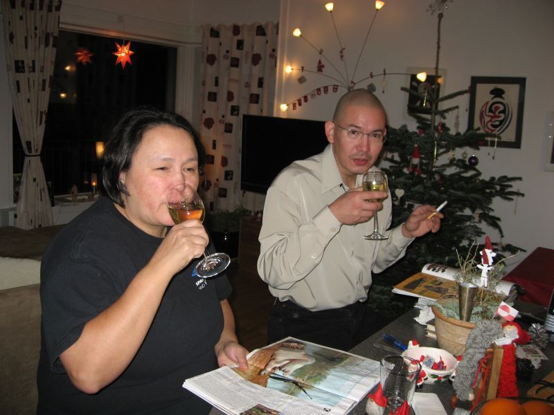 2008-12-31_nytaarsaften_maren_palle_svend_002