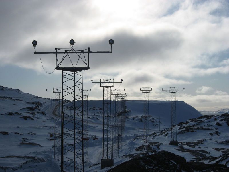 Djanco - ude og inde