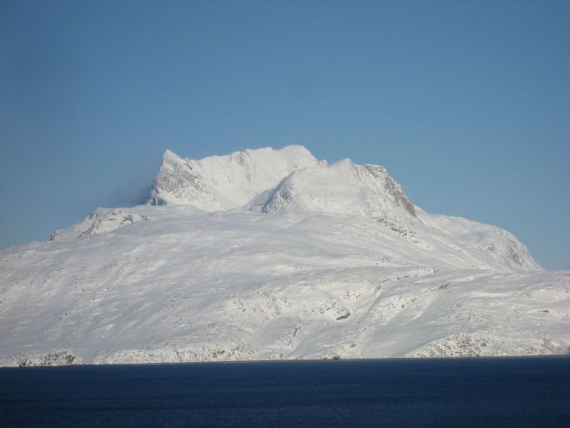 Djanco - ude og inde