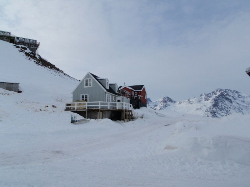 Hele familien i Tasiilaq