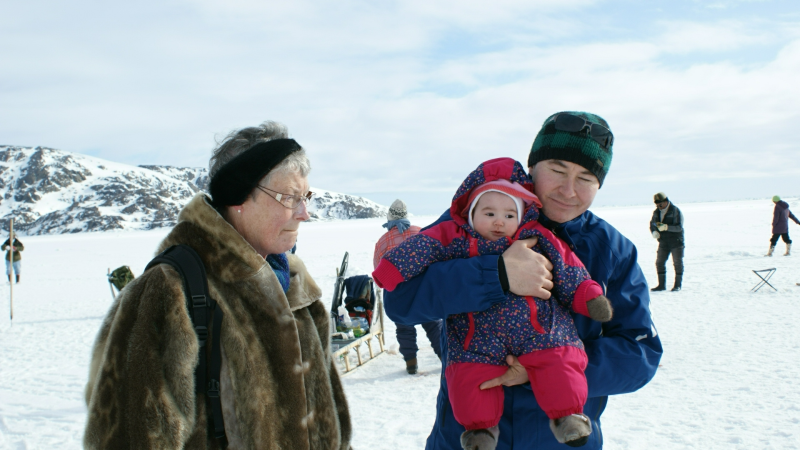 2009-04-05-1525_-_Jesper Eugenius Labansen; Qupanuk Eugenius Labansen; Ruth Labansen