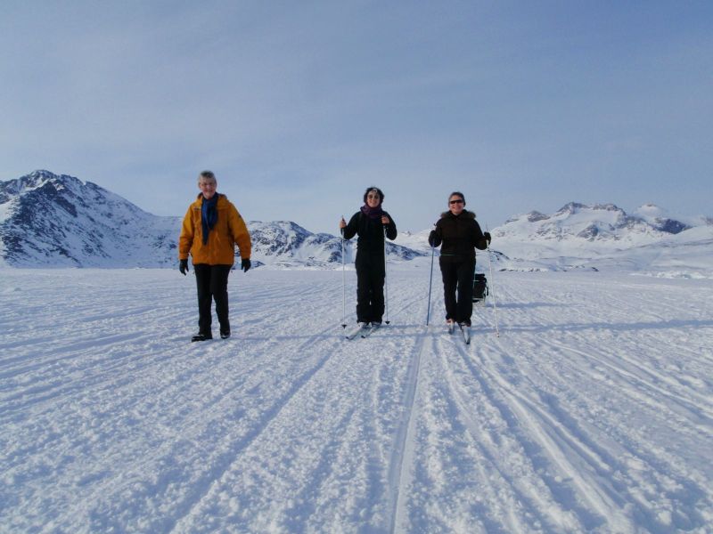 Hele familien i Tasiilaq
