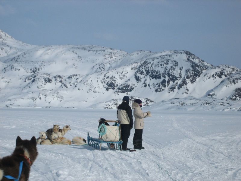 Hele familien i Tasiilaq