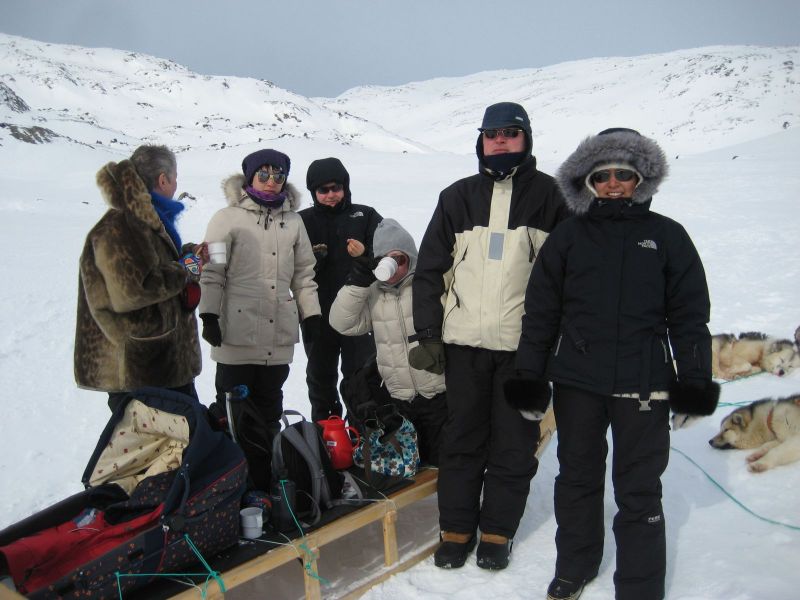 Hele familien i Tasiilaq