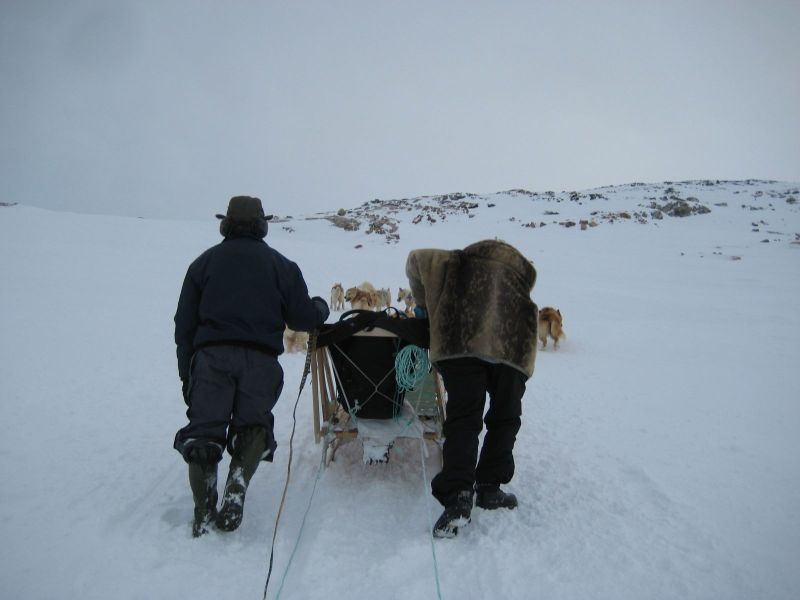 Hele familien i Tasiilaq