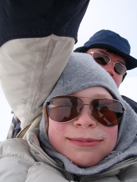 Hele familien i Tasiilaq