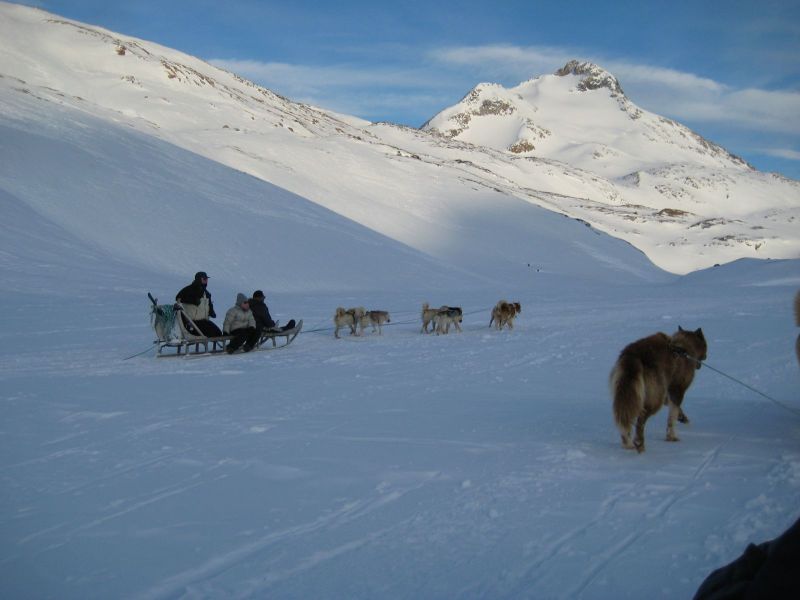 Hele familien i Tasiilaq