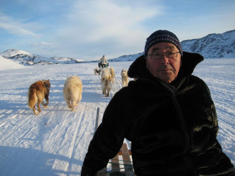 Hele familien i Tasiilaq