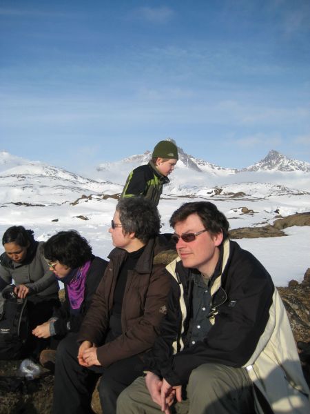 Hele familien i Tasiilaq