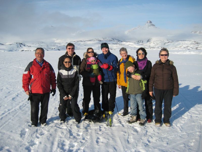 Hele familien i Tasiilaq