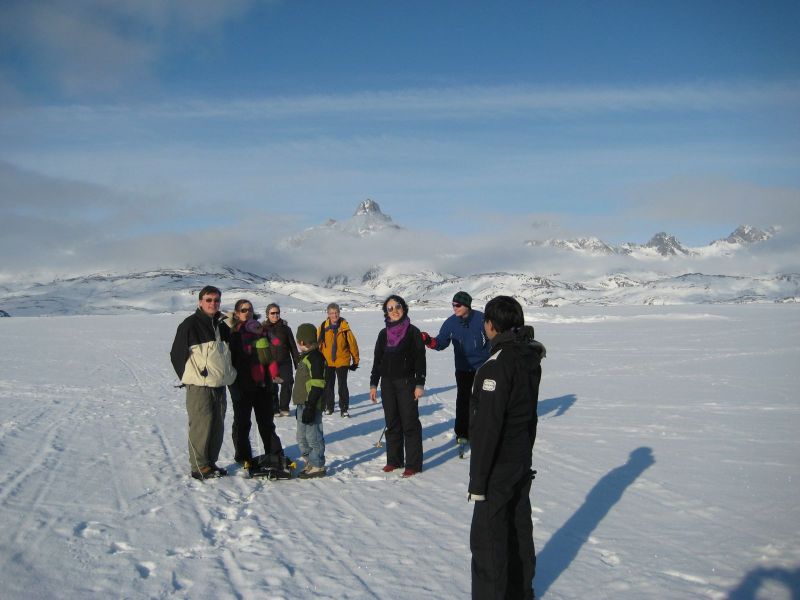 Hele familien i Tasiilaq