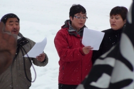 Hele familien i Tasiilaq