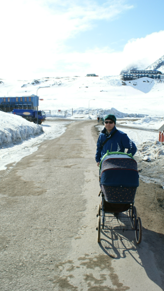 2009-04-11-1151_Tasiilaq_4