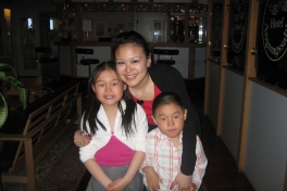 Hele familien i Tasiilaq