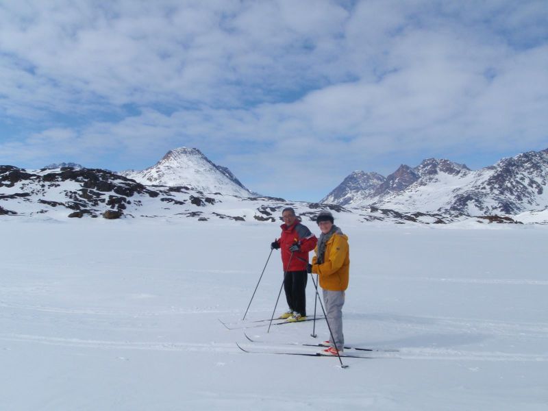 Hele familien i Tasiilaq