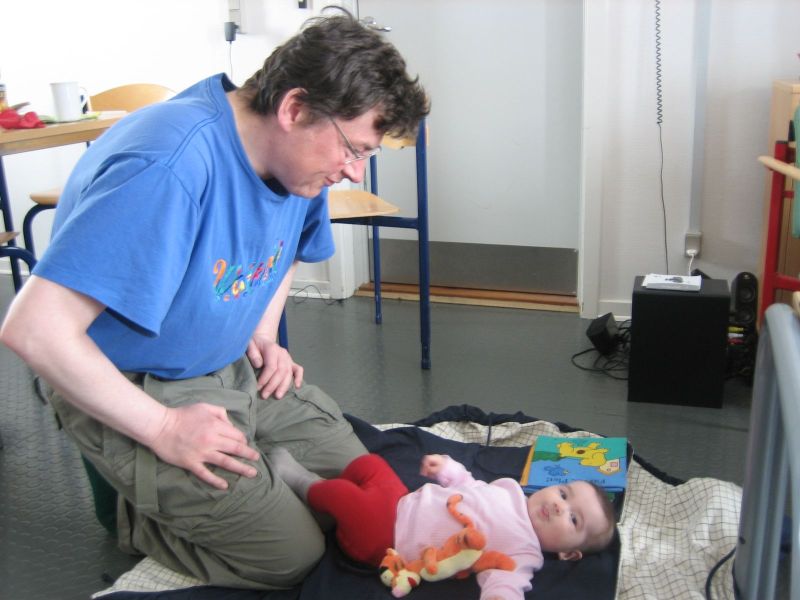 2009-04-16-1100_Erik _Barn_ Fleischer; Imzadi; Nuuk; Person; Qupanuk Eugenius Labansen; Søren Labansen