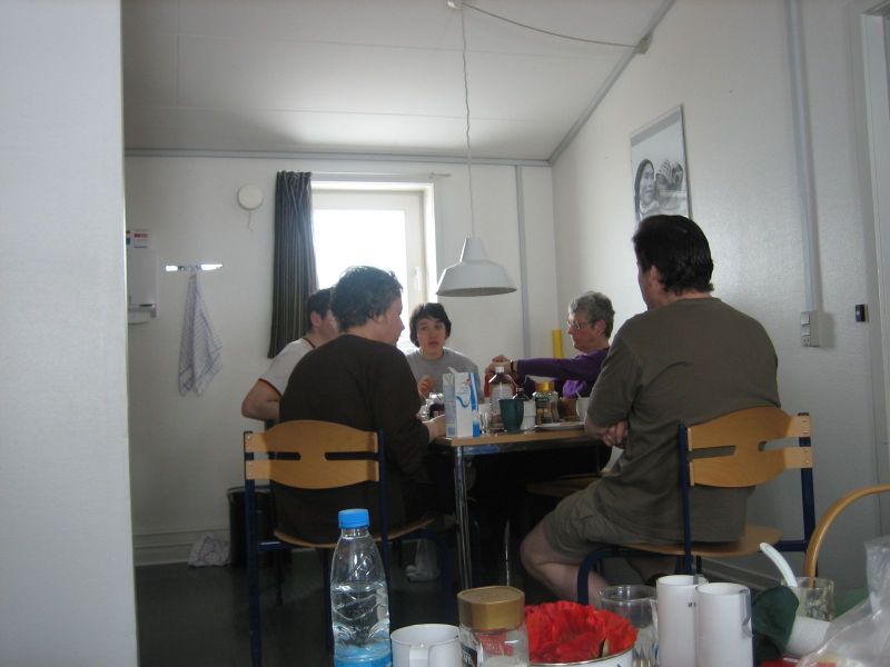 Hele familien i Tasiilaq