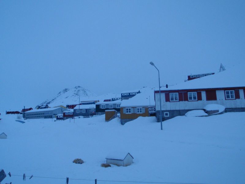 Hele familien i Tasiilaq