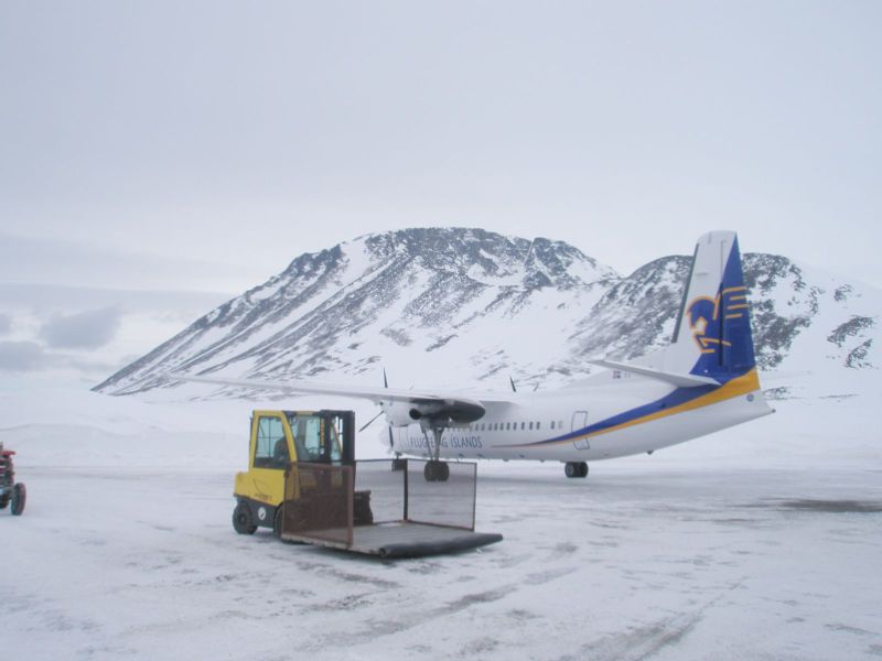 2009-04-04-1213_Påsketur til Tasiilaq_Fly