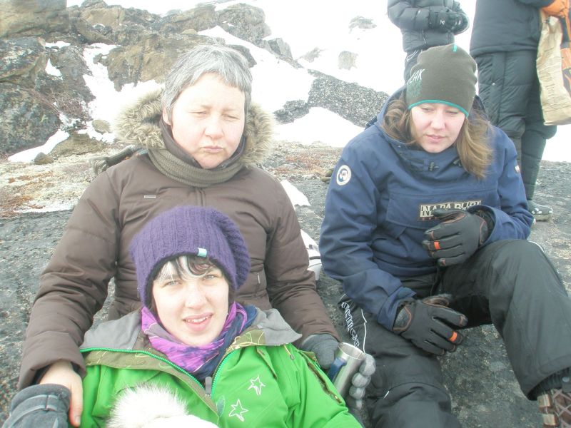 2009-04-05-1501_Påsketur til Tasiilaq_Ivalo Lynge Labansen; Mette Labansen_2