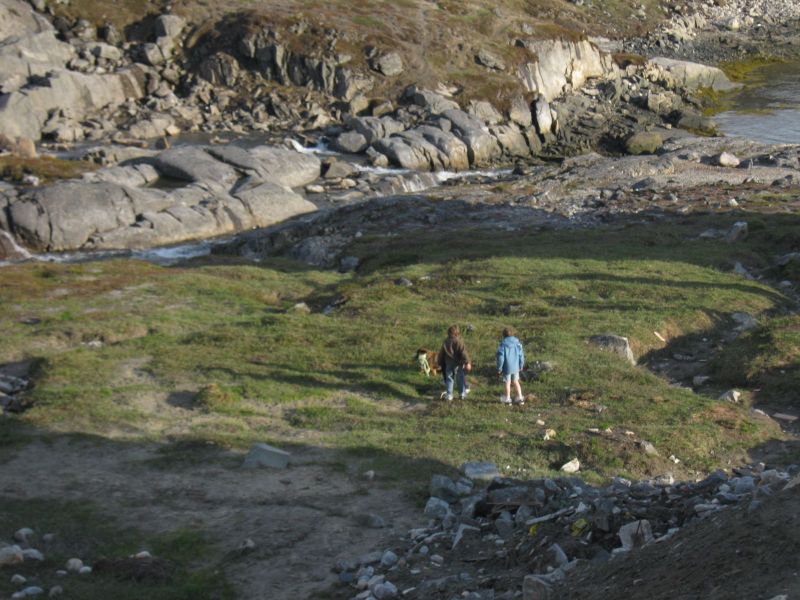 Djanco - ude og inde