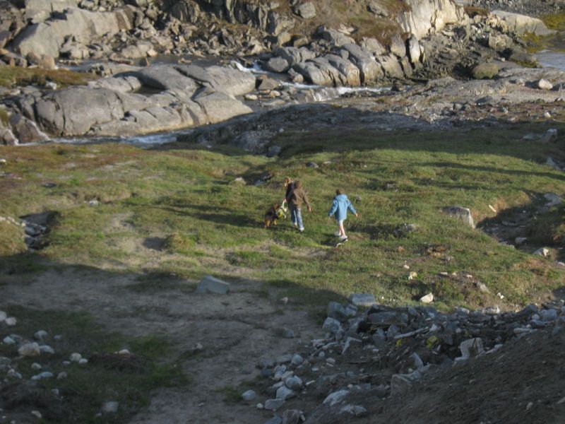 Djanco - ude og inde