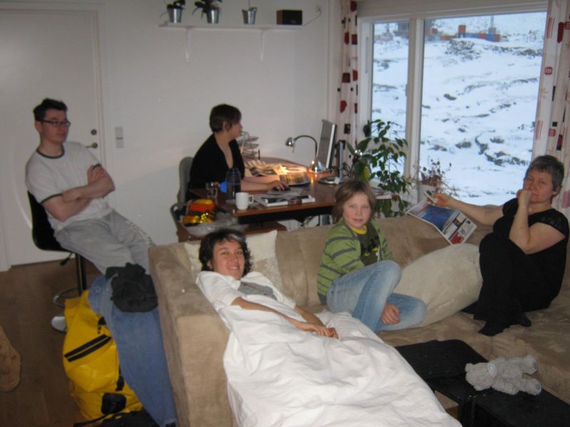 2009-11-07-0849_Ivalo Lynge Labansen; Jesper Eugenius Labansen; Maritha Eugenius Labansen; Mette Labansen; Rumle La