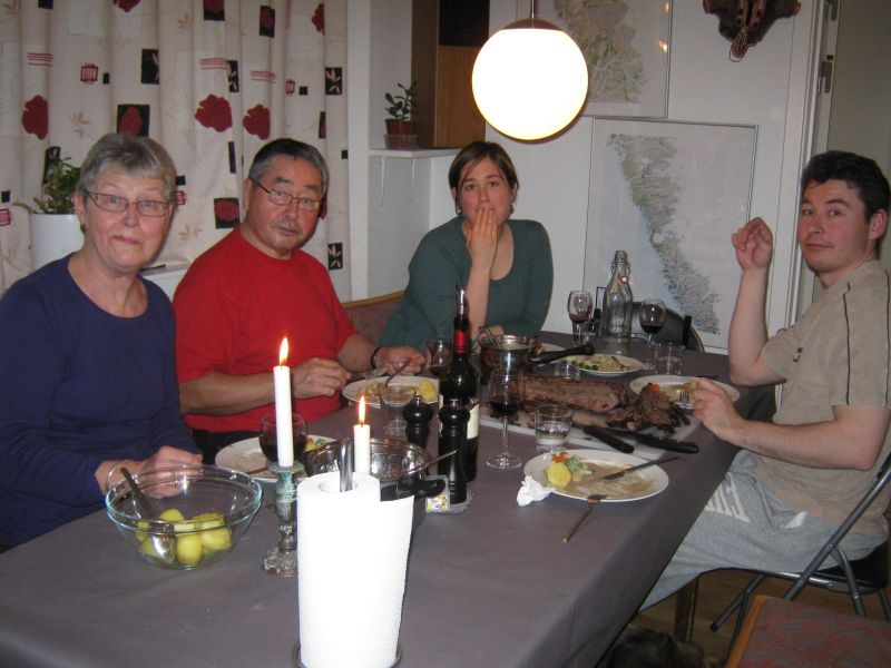 2009-12-12-1835_Jesper Eugenius Labansen; Jørgen Labansen; Maritha Eugenius Labansen; Ruth Labansen