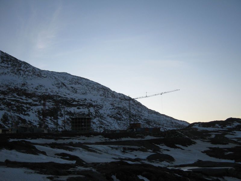2010-01-05-1156_Fra gåture i Nuuk_-_4