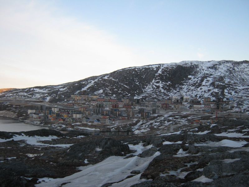2010-01-05-1210_Fra gåture i Nuuk_-