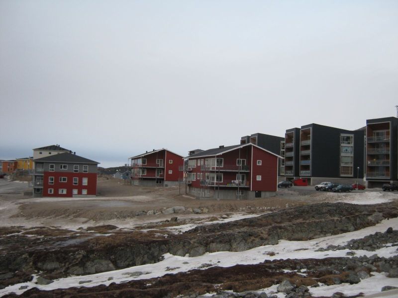 2010-01-08-1115_Fra gåture i Nuuk_Pupik