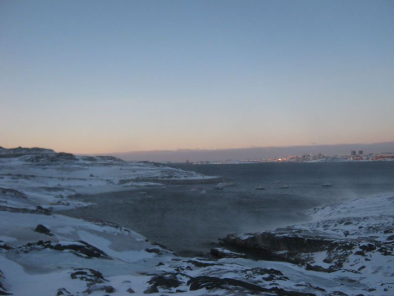 2010-01-19-1013_Fra gåture i Nuuk_-