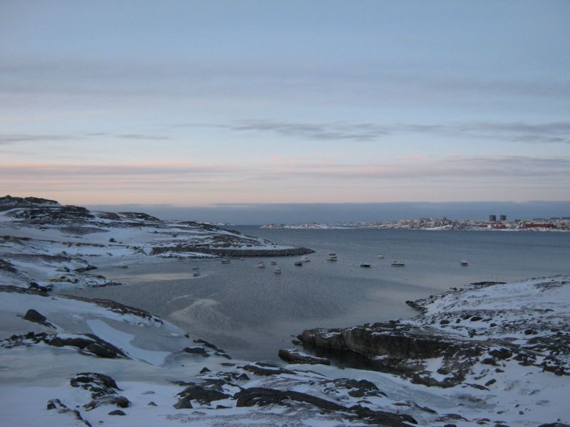 2010-01-20-0957_Fra gåture i Nuuk_-