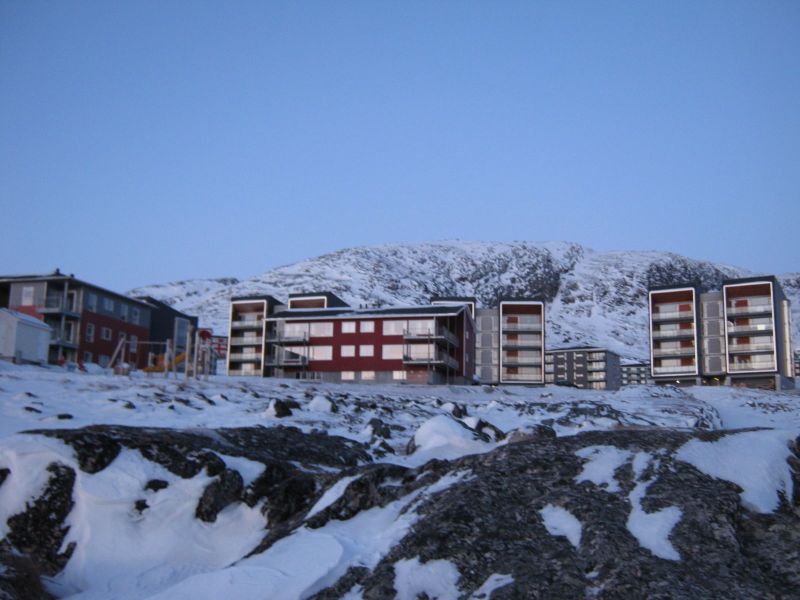 2010-01-21-1553_Fra gåture i Nuuk_Pupik