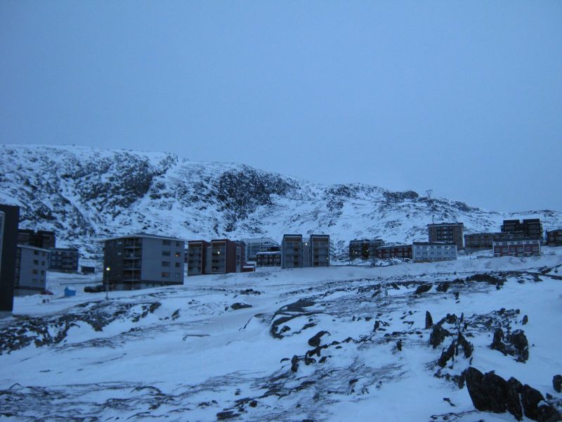 2010-01-22-0947_Fra gåture i Nuuk_-_3
