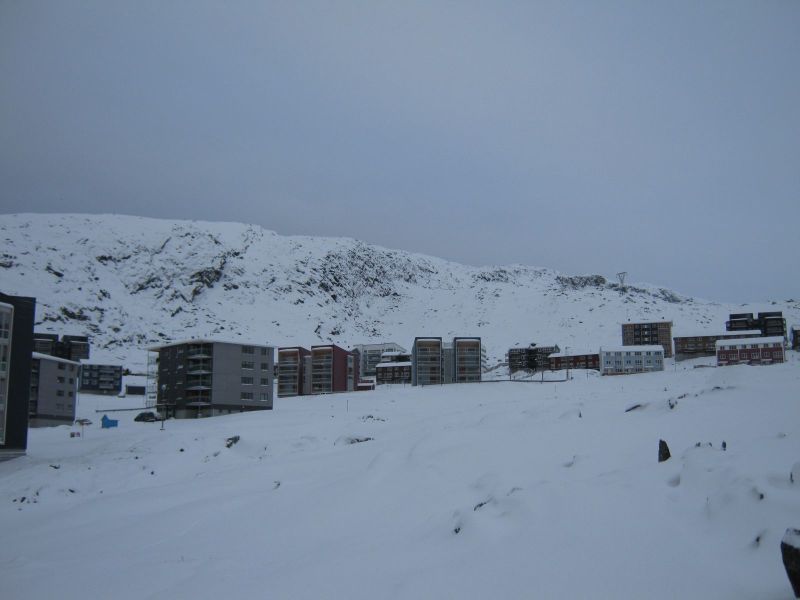 2010-01-25-1301_Fra gåture i Nuuk_-