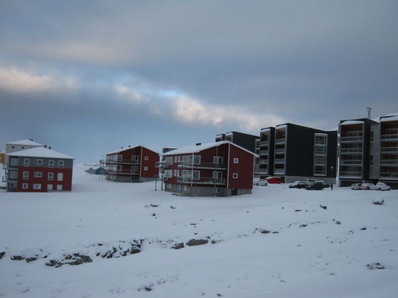 2010-01-25-1301_Fra gåture i Nuuk_Pupik