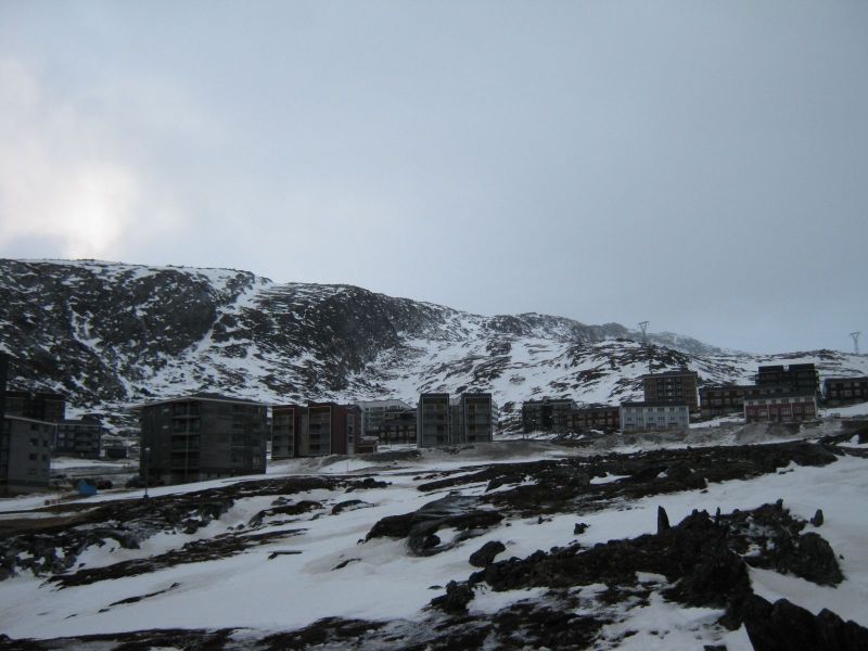 2010-01-28-1206_Fra gåture i Nuuk_-