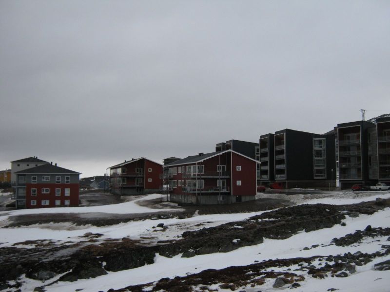 2010-01-28-1206_Fra gåture i Nuuk_Pupik