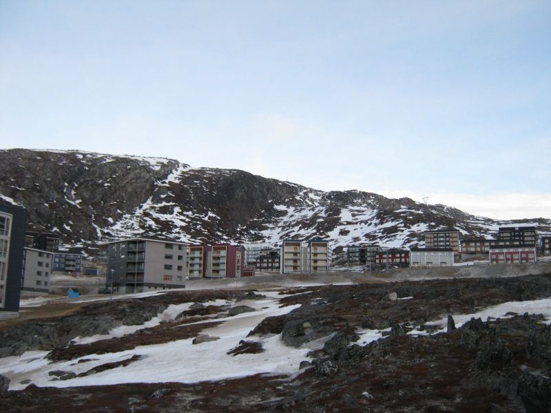 2010-02-03-1011_Fra gåture i Nuuk_-