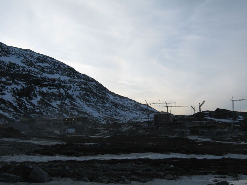 2010-02-08-1136_Fra gåture i Nuuk_-