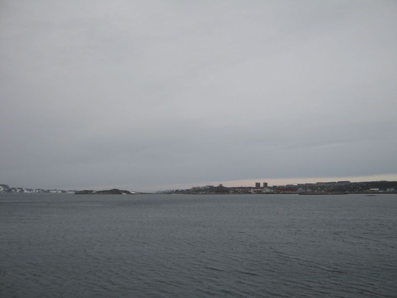 2010-02-10-1137_Fra gåture i Nuuk_-