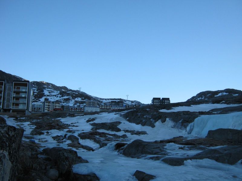 2010-02-11-1025_Fra gåture i Nuuk_-_3